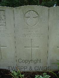 Brookwood Military Cemetery - Shields, J