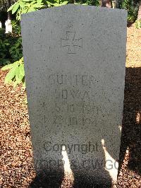 Brookwood Military Cemetery - Sowa, Gunter