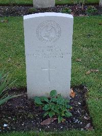 Brookwood Military Cemetery - Spratt, W R