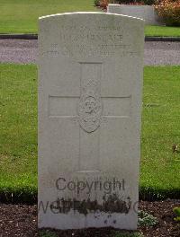 Brookwood Military Cemetery - Stanlake, Derek