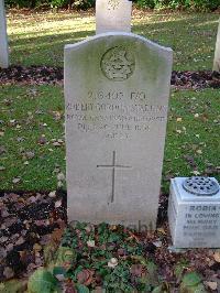 Brookwood Military Cemetery - Starling, R G