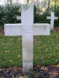 Brookwood Military Cemetery - Steffan, Allyer