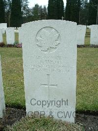 Brookwood Military Cemetery - Taylor, Walter David