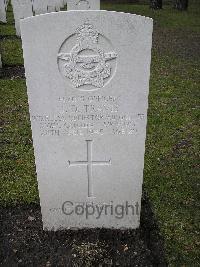 Brookwood Military Cemetery - Travis, John Donald