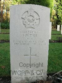 Brookwood Military Cemetery - Tait, Earl Douglas