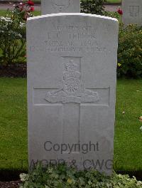Brookwood Military Cemetery - Telfer, Leslie Croome