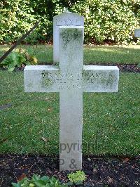 Brookwood Military Cemetery - Thiam, Biranta