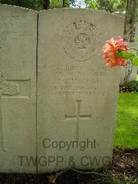 Brookwood Military Cemetery - Thompson, T