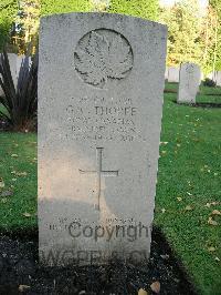 Brookwood Military Cemetery - Thorpe, Glenn Clifford