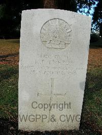 Brookwood Military Cemetery - Tweedy, R P