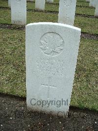 Brookwood Military Cemetery - Vienneau, Simon