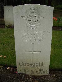 Brookwood Military Cemetery - Vickery, Leonard Ernest Montrose