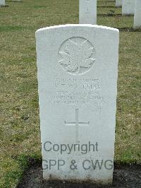 Brookwood Military Cemetery - Walesiak, Victor Thomas