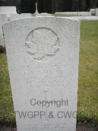 Brookwood Military Cemetery - Walters, Clare Victor