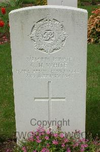 Brookwood Military Cemetery - White, Charles Henry