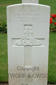 Brookwood Military Cemetery - Williams, George Douglas