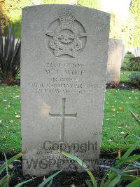 Brookwood Military Cemetery - Wolf, Waldemar Freltrik