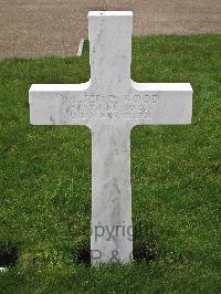 Brookwood Military Cemetery - Wood, Walter E.