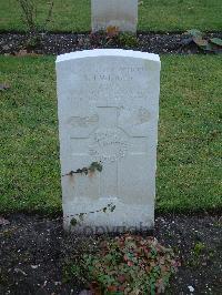 Brookwood Military Cemetery - Wright, Roland John