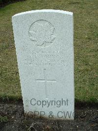 Brookwood Military Cemetery - Young, Edward Denis