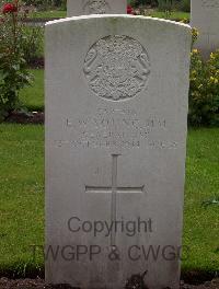 Brookwood Military Cemetery - Young, Edgar William
