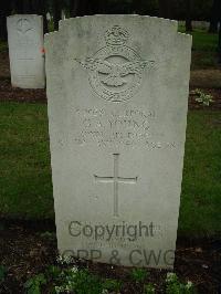 Brookwood Military Cemetery - Young, Ga