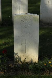 Messines Ridge British Cemetery - Adams, Joseph