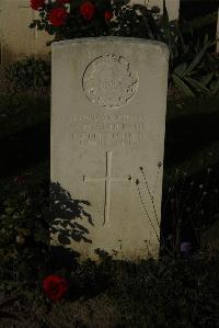 Messines Ridge British Cemetery - Anderson, W H