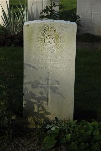 Messines Ridge British Cemetery - Beeby, R