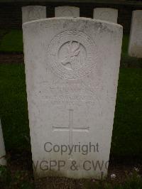 Messines Ridge British Cemetery - Bewers, T