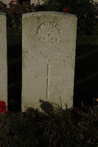 Messines Ridge British Cemetery - Bowen, F P