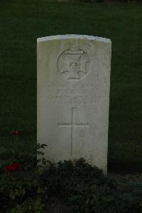 Messines Ridge British Cemetery - Buck, P A