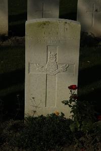 Messines Ridge British Cemetery - Cain, J