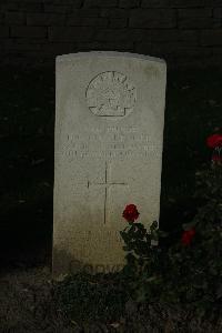 Messines Ridge British Cemetery - Challenger, Frederick Gordon