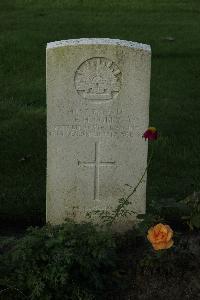 Messines Ridge British Cemetery - Corry, Francis Henry
