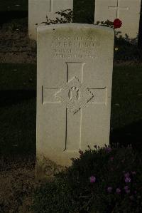 Messines Ridge British Cemetery - Ferguson, J