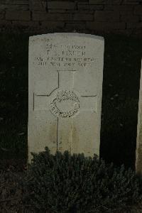 Messines Ridge British Cemetery - Fisher, Foster Sefton