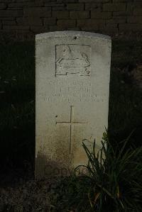 Messines Ridge British Cemetery - Frank, J F