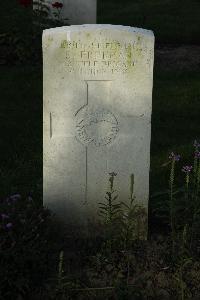 Messines Ridge British Cemetery - Freeman, Sidney
