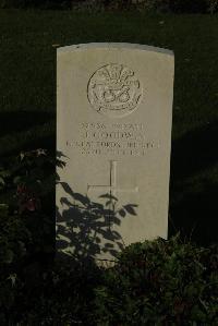 Messines Ridge British Cemetery - Goodwin, J