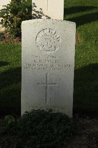 Messines Ridge British Cemetery - Hobbs, Richard Dingley