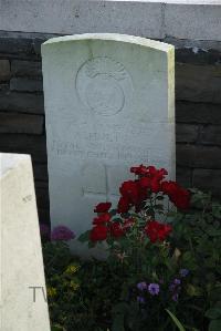 Messines Ridge British Cemetery - Hollas, A