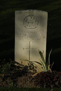 Messines Ridge British Cemetery - Joyce, D. McN.