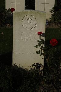 Messines Ridge British Cemetery - Kelly, C F
