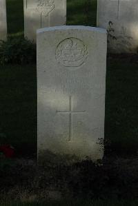 Messines Ridge British Cemetery - Lines, T
