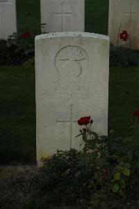 Messines Ridge British Cemetery - MacKin, J