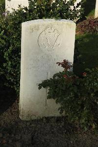 Messines Ridge British Cemetery - McCandless, J
