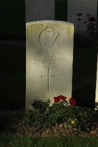 Messines Ridge British Cemetery - McGinty, J