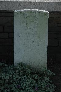 Messines Ridge British Cemetery - McOnie, Colin