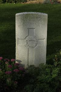Messines Ridge British Cemetery - McQuilken, Arthur